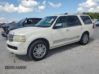 2007 Lincoln Navigator with VIN 5LMFU27567LJ12959, listed as a Copart auction lot 61891815 with 217,307 mi miles and Salvage title. Bid and sale history available at DreamBid. Image 1.