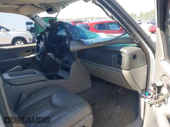 2006 Chevrolet Avalanche Z71 with VIN 3GNEK12Z56G149842, listed as a IAAI auction lot 41664169 with 292,873 mi miles and . Bid and sale history available at DreamBid. Image 5.