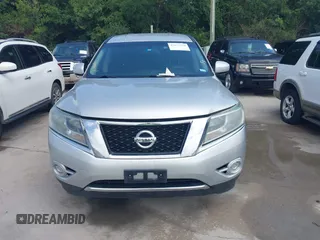 2014 Nissan Pathfinder Platinum with VIN 5N1AR2MN3EC715979, listed as a IAAI auction lot 42674730 with 131,156 mi miles and . Bid and sale history available at DreamBid. Image 6.