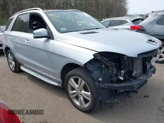 2014 Mercedes-Benz M 350 with VIN 4JGDA5HB8EA293502, listed as a IAAI auction lot 42079517 with 72,639 mi miles and . Bid and sale history available at DreamBid. Image 1.