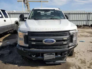 2018 Ford F-250 XL z VIN 1FT7W2B63JEB97907, wystawiony jako Copart lot #46515335 z przebiegiem 209 181 mil mil oraz Szkoda całkowita • Salvage title. Historia ofert i sprzedaży dostępna na DreamBid. Obrazek 5.