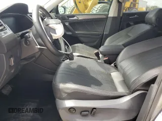 2022 Volkswagen Tiguan SE z VIN 3VV3B7AX2NM036550, wystawiony jako Copart lot #53786995 z przebiegiem 113 652 mil mil oraz Nie do naprawy • Non repairable. Historia ofert i sprzedaży dostępna na DreamBid. Obrazek 7.