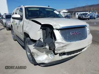 2011 GMC Yukon Denali with VIN 1GKS2EEF8BR237643, listed as a IAAI auction lot 41811822 with 134,309 mi miles. Bid and sale history available at carsss.com. Image 6.