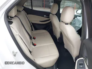 2024 Buick Encore GX Sport Touring z VIN KL4AMDSL9RB138008, wystawiony jako IAAI lot #42265467 z przebiegiem 28 000 mil mil oraz . Historia ofert i sprzedaży dostępna na DreamBid. Obrazek 8.