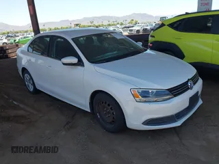 2013 Volkswagen Jetta SE with VIN 3VWDX7AJ0DM370393, listed as a IAAI auction lot 42731730 with 99,249 mi miles and . Bid and sale history available at DreamBid. Image 1.