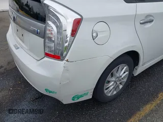 2012 Toyota Prius with VIN JTDKN3DP5C3003868, listed as a IAAI auction lot 42788584 with 148,769 mi miles and . Bid and sale history available at DreamBid. Image 18.