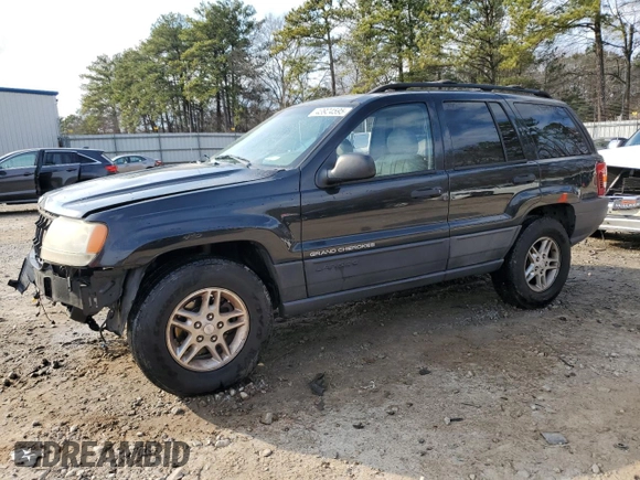 2003 Jeep Grand Cherokee Laredo with VIN 1J4GX48S43C609354, listed as a Copart auction lot 43924595 with 212,949 mi miles and Salvage Title. Bid and sale history available at carsss.com. Image 1.