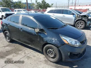 2017 Kia Rio LX with VIN KNADM4A33H6062620, listed as a IAAI auction lot 41989987 with 135,717 mi miles. Bid and sale history available at carsss.com. Image 1.