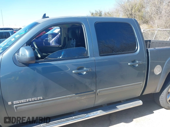 2008 GMC Sierra 1500 SLT z VIN 2GTEC13J281338944, wystawiony jako IAAI lot #41761417 z przebiegiem 211 486 mil mil oraz . Historia ofert i sprzedaży dostępna na DreamBid. Obrazek 14.