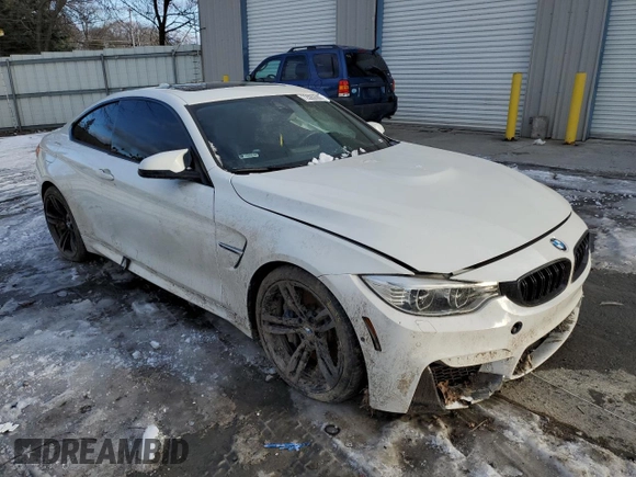 2015 BMW M4 with VIN WBS3R9C59FK332510, listed as a Copart auction lot 72093592 with 0 mi miles. Bid and sale history available at carsss.com. Image 4.