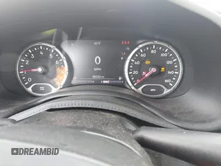 2015 Jeep Renegade Limited with VIN ZACCJBDT2FPB28530, listed as a IAAI auction lot 41953339 with 66,252 mi miles and . Bid and sale history available at DreamBid. Image 7.