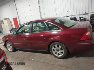 2005 Ford Five Hundred Limited with VIN 1FAFP28195G107776, listed as a IAAI auction lot 41950026 with 114,838 mi miles. Bid and sale history available at carsss.com. Image 14.