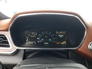 2017 Lincoln Continental Black Label with VIN 1LN6L9BC3H5617027, listed as a Copart auction lot 47207975 with 105,876 mi miles and Salvage Title. Bid and sale history available at carsss.com. Image 9.