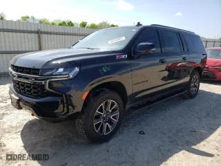2022 Chevrolet Suburban Z71 with VIN 1GNSKDKD4NR356570, listed as a Copart auction lot 45645683 with 14,983 mi miles. Bid and sale history available at carsss.com. Image 1.