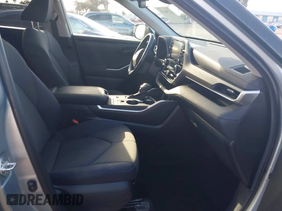 2020 Toyota Highlander LE with VIN 5TDZZRAH6LS500736, listed as a IAAI auction lot 41794879 with 72,345 mi miles and . Bid and sale history available at DreamBid. Image 5.