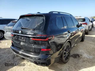 2024 BMW X7 M60i with VIN 5UX33EM04R9S50411, listed as a Copart auction lot 76962074 with 0 mi miles and Salvage Title. Bid and sale history available at carsss.com. Image 3.