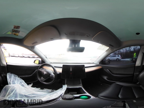 2022 Tesla Model Y Long Range z VIN 7SAYGDEE9NF331410, wystawiony jako IAAI lot #41580172 z przebiegiem 81 794 mil mil oraz . Historia ofert i sprzedaży dostępna na DreamBid. Obrazek 20.
