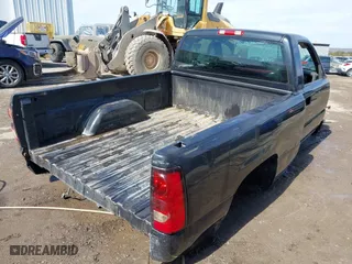 2005 Chevrolet Silverado 1500 Work Truck with VIN 1GCEC14X95Z330927, listed as a IAAI auction lot 41565885 with 1 mi miles. Bid and sale history available at carsss.com. Image 4.