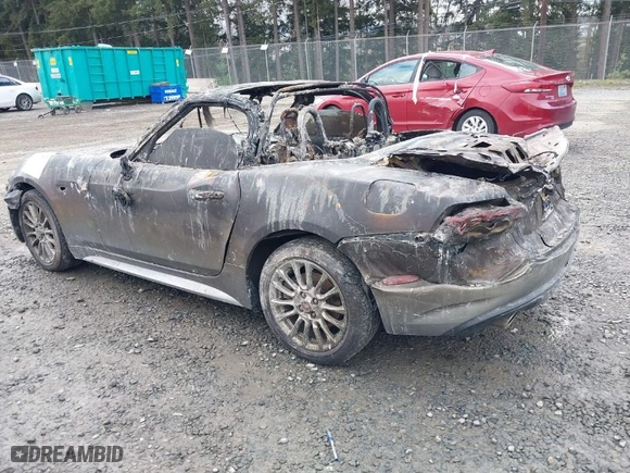 2017 FIAT 124 Spider Elaborazione Abarth with VIN JC1NFAEK7H0104174, listed as a IAAI auction lot 41700507 with 1 mi miles. Bid and sale history available at carsss.com. Image 3.