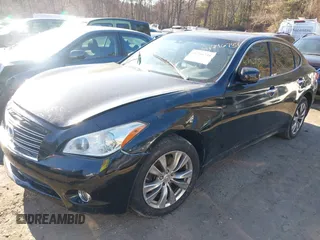 2013 Infiniti M with VIN JN1BY1AR3DM604485, listed as a IAAI auction lot 41296739 with 60,516 mi miles. Bid and sale history available at carsss.com. Image 17.