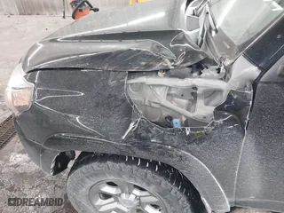 2017 Toyota 4Runner SR5 with VIN JTEBU5JR1H5454808, listed as a IAAI auction lot 41504426 with 88,435 mi miles. Bid and sale history available at carsss.com. Image 6.