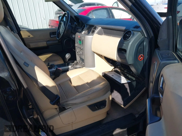 2006 Land Rover LR3 HSE with VIN SALAG25446A361508, listed as a IAAI auction lot 41640500 with 314,856 mi miles. Bid and sale history available at carsss.com. Image 5.