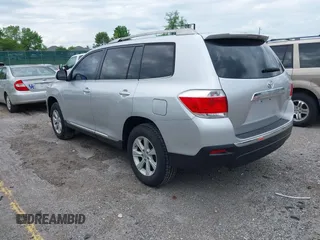 2013 Toyota Highlander with VIN 5TDZA3EH0DS037993, listed as a IAAI auction lot 42180685 with 212,729 mi miles and . Bid and sale history available at DreamBid. Image 3.