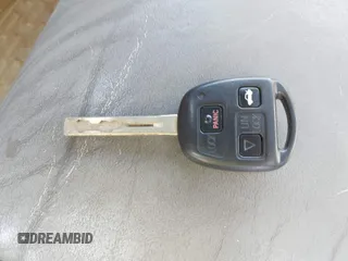 2001 Lexus ES 300 с VIN JT8BF28G210342084, выставлен на аукционе IAAI как лот 42536339 с пробегом 179 663 миль миль и . История ставок и продаж доступна на DreamBid. Изображение 11.