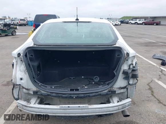 2015 Ford Fusion S Hybrid with VIN 3FA6P0UU2FR283244, listed as a IAAI auction lot 41740108 with 141,739 mi miles. Bid and sale history available at carsss.com. Image 6.