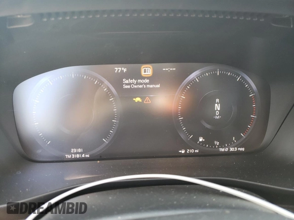 2022 Volvo XC40 Momentum with VIN YV4AC2HK2N2766222, listed as a Copart auction lot 51231013 with 23,181 mi miles and . Bid and sale history available at DreamBid. Image 9.