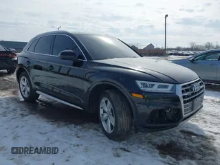 2018 Audi Q5 Premium Plus with VIN WA1BNAFY2J2032333, listed as a IAAI auction lot 41649948 with 119,851 mi miles. Bid and sale history available at carsss.com. Image 1.