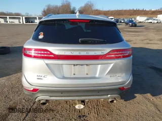 2017 Lincoln MKC Premiere with VIN 5LMCJ1D93HUL62135, listed as a IAAI auction lot 41772908 with 110,849 mi miles. Bid and sale history available at carsss.com. Image 16.
