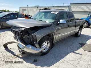 2000 GMC Sierra 1500 SLE z VIN 1GTEC19V3YZ352742, wystawiony jako Copart lot #57746955 z przebiegiem 194 947 mil mil oraz Szkoda całkowita • Salvage title. Historia ofert i sprzedaży dostępna na DreamBid. Obrazek 1.