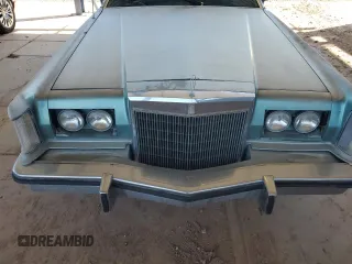 1979 Lincoln Continental with VIN 9Y89S644566, listed as a Copart auction lot 49553065 with 22,212 mi miles and Clean Title. Bid and sale history available at DreamBid. Image 11.