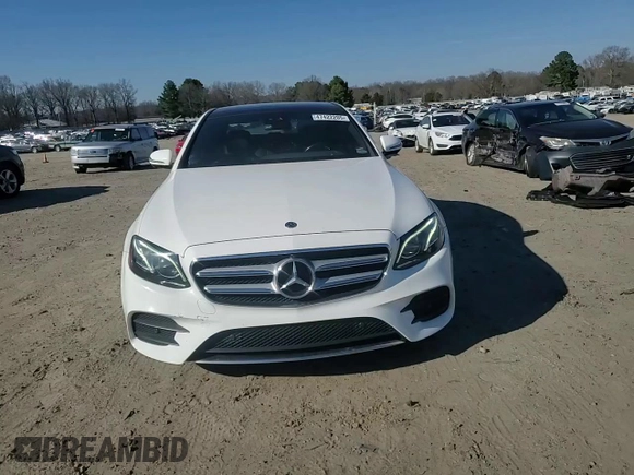 2019 Mercedes-Benz E-Class E 300 with VIN WDDZF4JB6KA558807, listed as a Copart auction lot 47422205 with 93,398 mi miles and Clean Title. Bid and sale history available at carsss.com. Image 11.