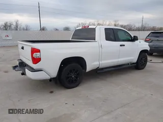 2019 Toyota Tundra 2WD SR with VIN 5TFRY5F19KX245581, listed as a IAAI auction lot 41204371 with 82,784 mi miles. Bid and sale history available at carsss.com. Image 4.