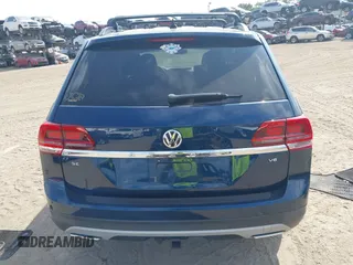 2020 Volkswagen Atlas SE z VIN 1V2WR2CA8LC503891, wystawiony jako IAAI lot #42350826 z przebiegiem 88 306 mil mil oraz . Historia ofert i sprzedaży dostępna na DreamBid. Obrazek 17.