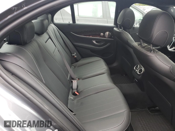 2021 Mercedes-Benz E 350 with VIN W1KZF8EB2MA926131, listed as a Copart auction lot 61030212 with 4,510 mi miles and . Bid and sale history available at DreamBid. Image 6.