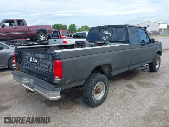 1993 Ford F-250 с VIN 1FTHX26GXPKA13660, выставлен на аукционе IAAI как лот 42615045 с пробегом Не указан миль и . История ставок и продаж доступна на DreamBid. Изображение 4.