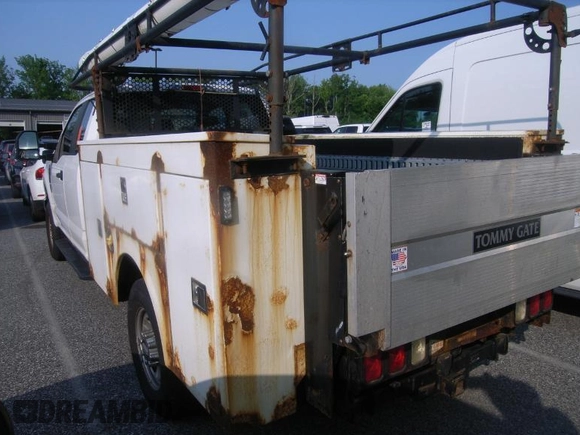 2017 Ford F-250 XL с VIN 1FD7X2B66HEF22553, выставлен на аукционе IAAI как лот 42575720 с пробегом 190 930 миль миль и . История ставок и продаж доступна на DreamBid. Изображение 8.
