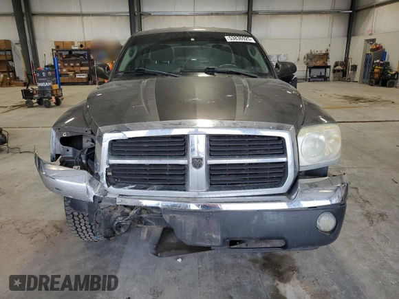 2005 Dodge Dakota SLT с VIN 1D7HW42N95S131964, выставлен на аукционе Copart как лот 53836925 с пробегом 117 094 миль миль и Списание • Salvage title. История ставок и продаж доступна на DreamBid. Изображение 5.