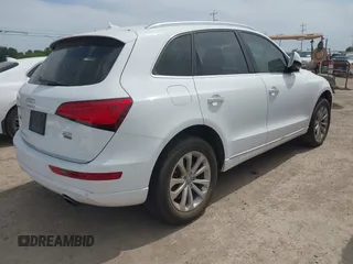 2016 Audi Q5 Premium Plus with VIN WA1L2AFP6GA038557, listed as a IAAI auction lot 42071248 with 188,772 mi miles. Bid and sale history available at carsss.com. Image 4.