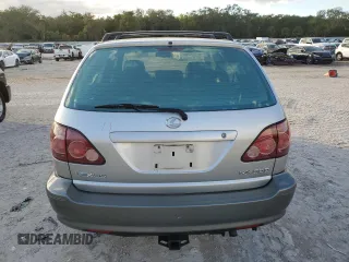 2000 Lexus RX 300 with VIN JT6GF10U8Y0063548, listed as a Copart auction lot 84639154 with 120,633 mi miles and Salvage Title. Bid and sale history available at carsss.com. Image 6.