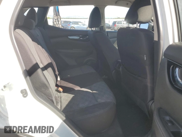 2017 Nissan Rogue SV with VIN JN1BJ1CR4HW133863, listed as a Copart auction lot 62645135 with 66,170 mi miles and Salvage title. Bid and sale history available at DreamBid. Image 11.