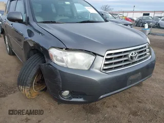 2010 Toyota Highlander Limited with VIN 5TDDK3EH8AS014092, listed as a IAAI auction lot 41498965 with 228,770 mi miles and . Bid and sale history available at DreamBid. Image 6.