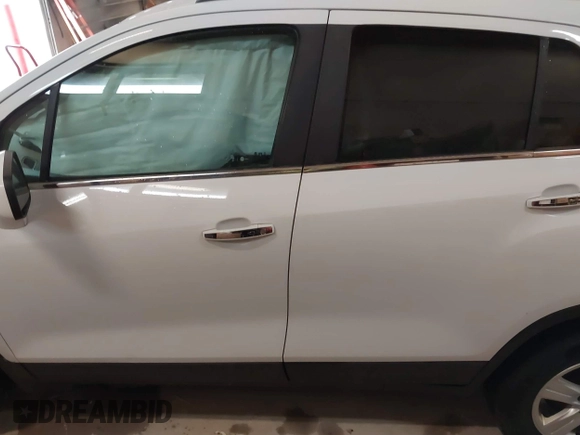 2017 Chevrolet Trax LT with VIN KL7CJPSB5HB191610, listed as a IAAI auction lot 41777447 with 97,392 mi miles. Bid and sale history available at carsss.com. Image 14.