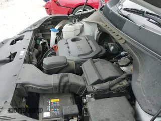 2019 Kia Sorento LX with VIN 5XYPGDA33KG560506, listed as a IAAI auction lot 43112897 with 67,471 mi miles and . Bid and sale history available at DreamBid. Image 19.