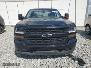 2018 Chevrolet Silverado 1500 Custom with VIN 3GCUKPEC2JG606680, listed as a Copart auction lot 53671475 with 112,746 mi miles and Salvage Title. Bid and sale history available at carsss.com. Image 5.