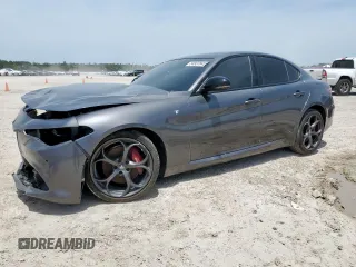 2024 Alfa Romeo Giulia Veloce z VIN ZARFAMBN1R7681805, wystawiony jako Copart lot #54937845 z przebiegiem 15 083 mil mil oraz Szkoda całkowita • Salvage title. Historia ofert i sprzedaży dostępna na DreamBid. Obrazek 1.