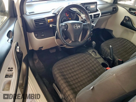 2012 Scion iQ с VIN JTNJJXB06CJ016382, выставлен на аукционе Copart как лот 59811905 с пробегом 115 911 миль миль и Списание • Salvage title. История ставок и продаж доступна на DreamBid. Изображение 8.